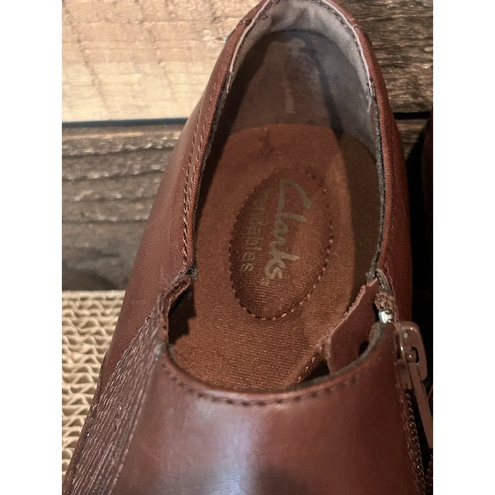 Clarks Bendables Ingalls Congo Brown Leather Bootie Sz 7.5M‎ 66749 Zip Up